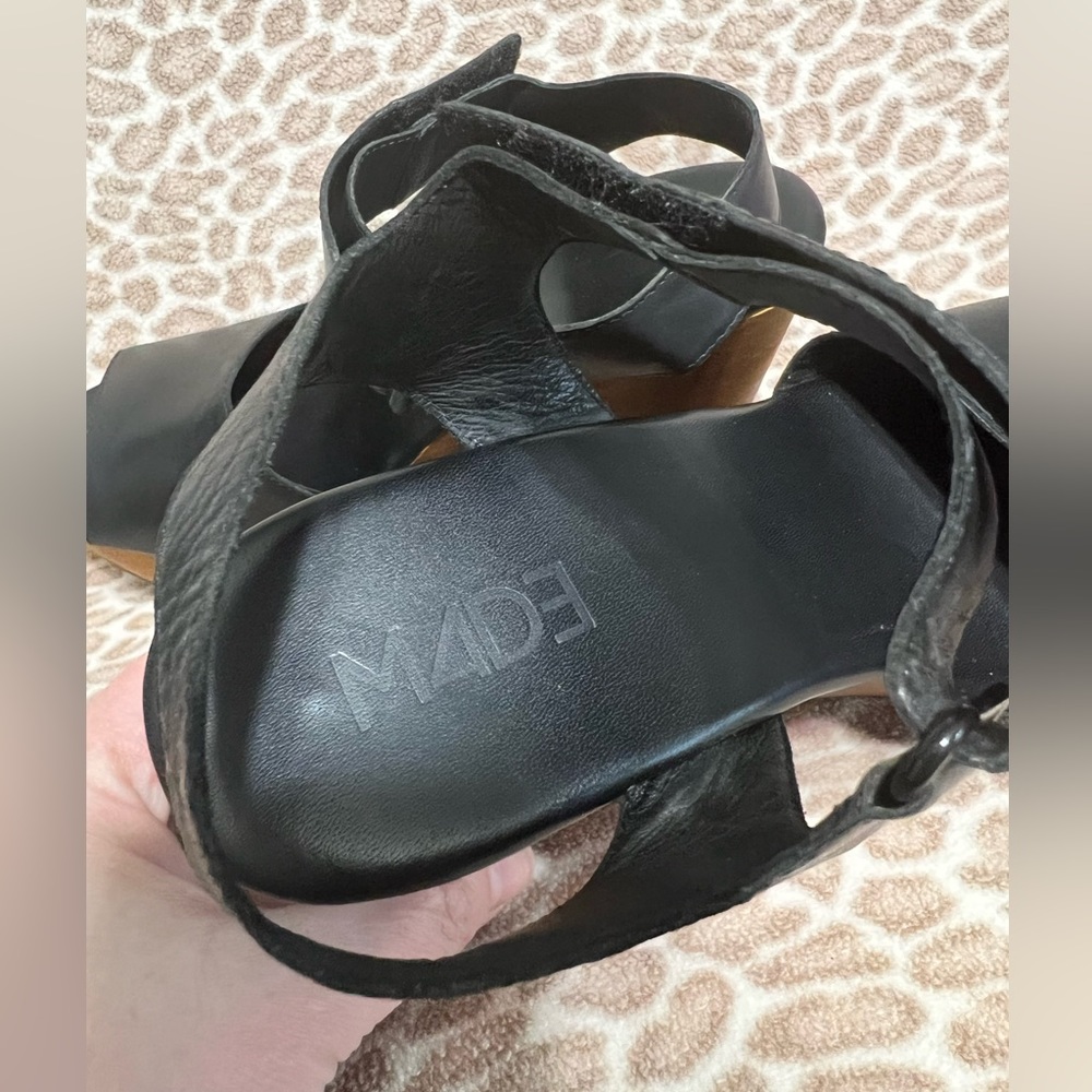 M4DE Black and Wood Wedges - Picture 4 of 9